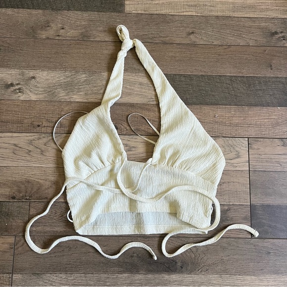 Urban Outfitters | halter crop top | size XS - Picture 2 of 3